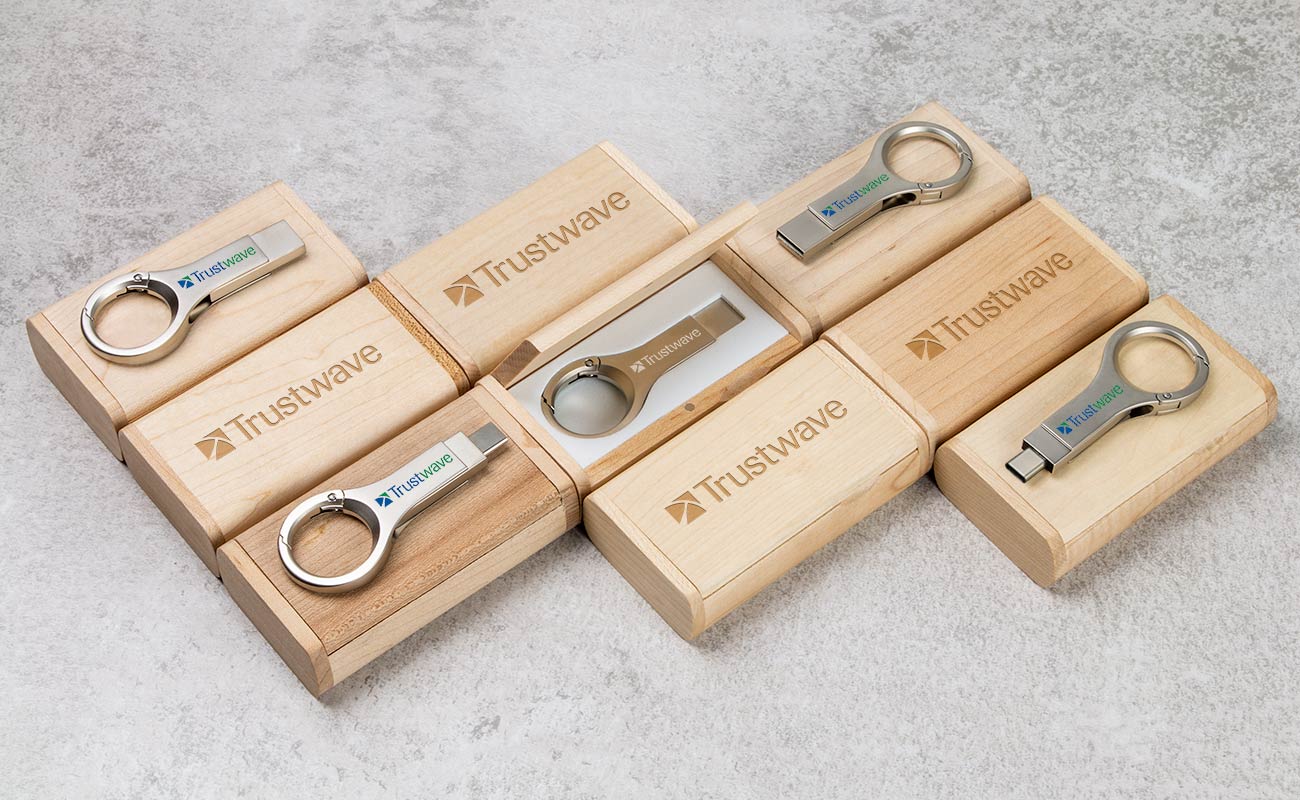 Active - Pen USB-C Personalizadas gallery thumbnail