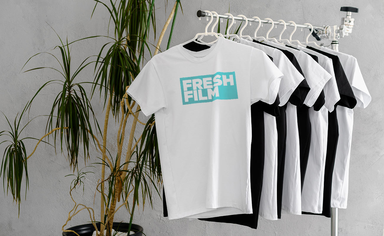 Avenue - T-Shirts com logótipo gallery thumbnail