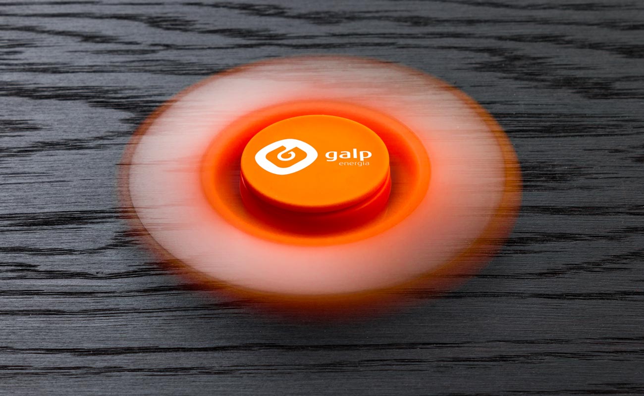 Cosmic - Fidget Spinner com Logo gallery thumbnail
