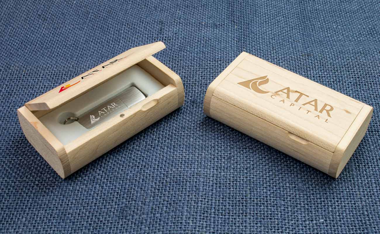 Halo - Pen USB Personalizáveis com Luz LED gallery thumbnail