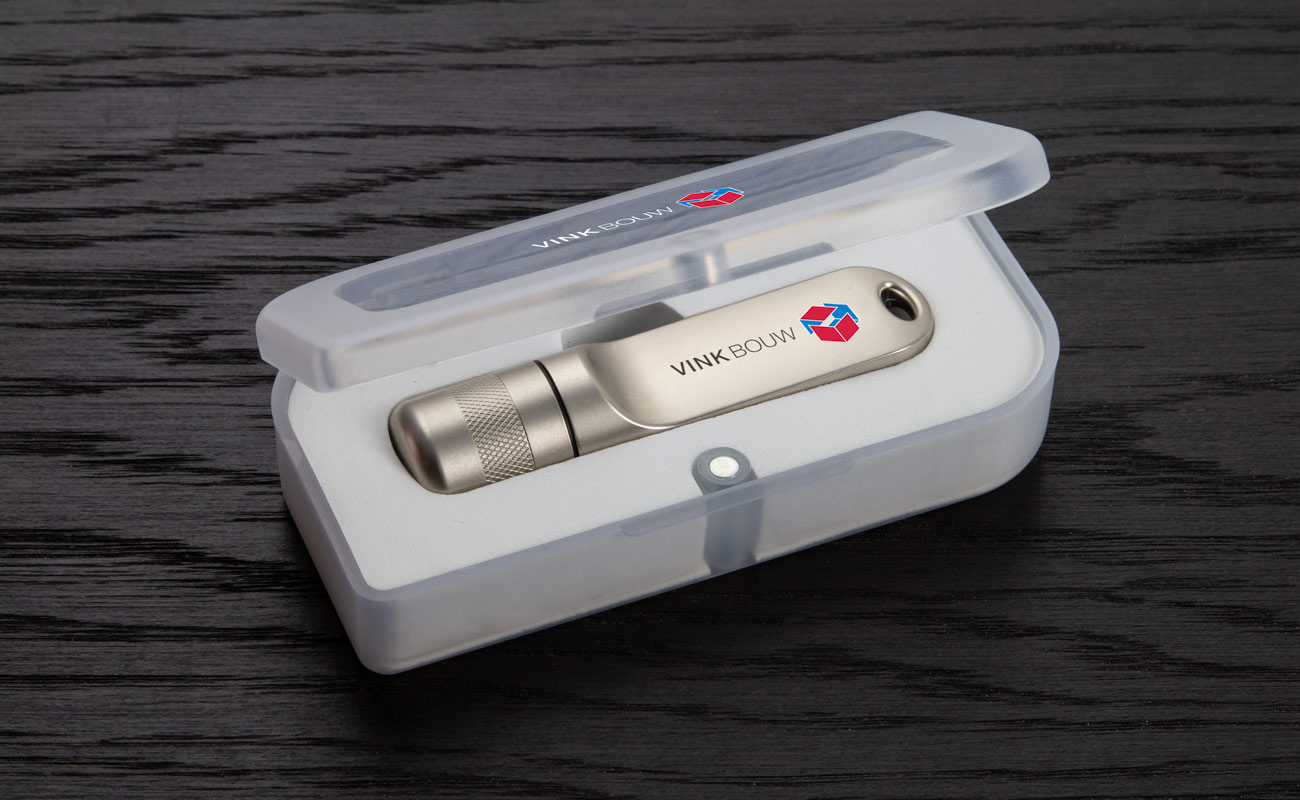 Nox - Pen USB Personalizáveis à Prova de Água gallery thumbnail