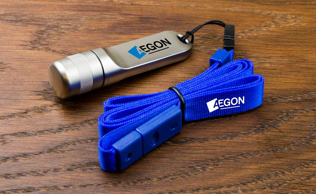 Nox - Pen USB à Prova de Água gallery thumbnail