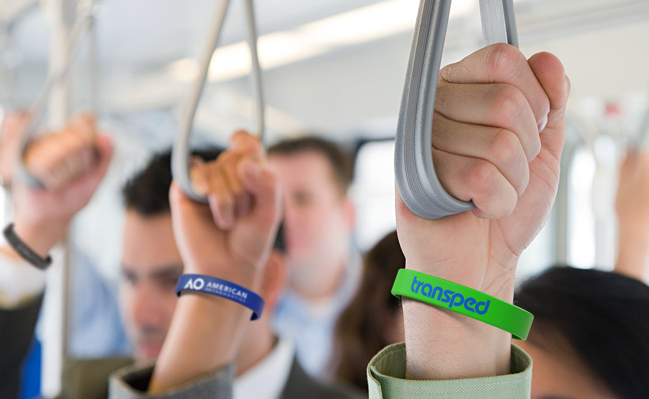 Revo - Pulseiras de silicone personalizadas gallery thumbnail